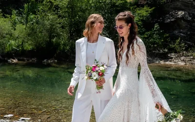 Il completo blazer e pantaloni bianco: eleganza sartoriale per il sì di Valentina Arrighetti